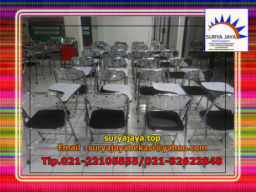 kursi kuliah