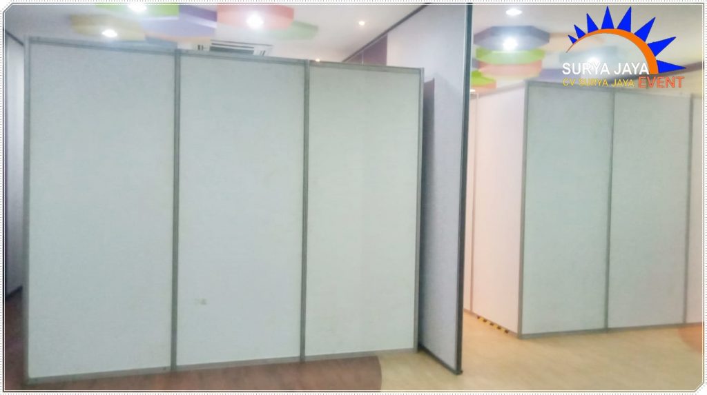 Rental Partisi Terdekat Siap Bongkar Pasang