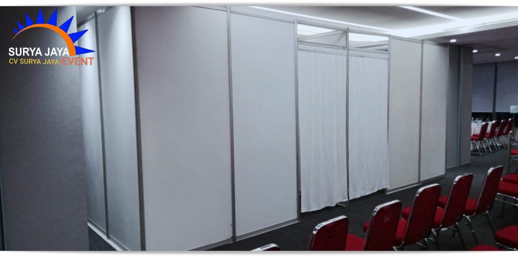 Sewa Partisi Dekat Kirim Langsung Pasang