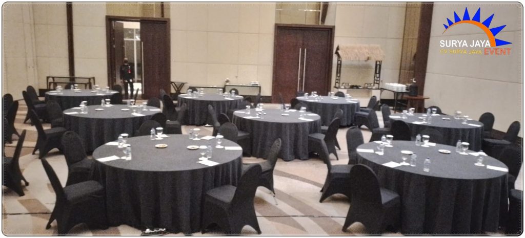 sewa meja bulat plus standar hotel 