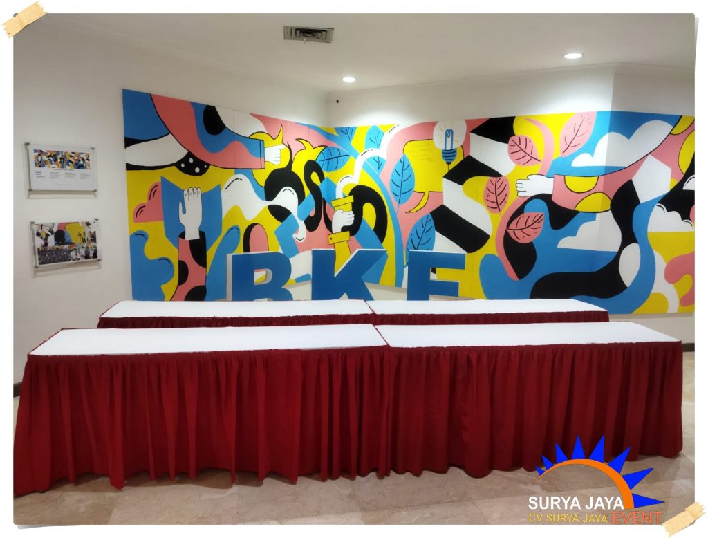 Sewa Meja Ibm Jakarta Cover Putih Skirting Merah