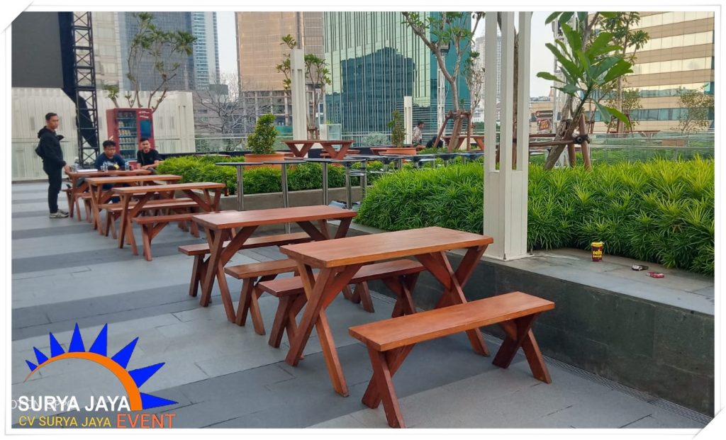 Sewa Meja Kayu Taman Jakarta Kualitas Bagus