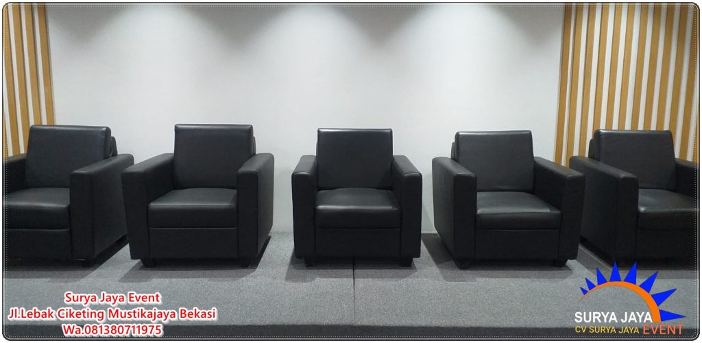 Sewa Kursi Sofa Single Hitam Bersih Terawat Siap Antar