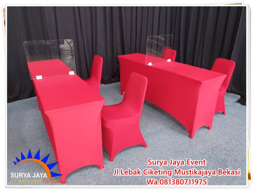Sewa Meja Ibm Cover Merah Ketat Untuk Acara