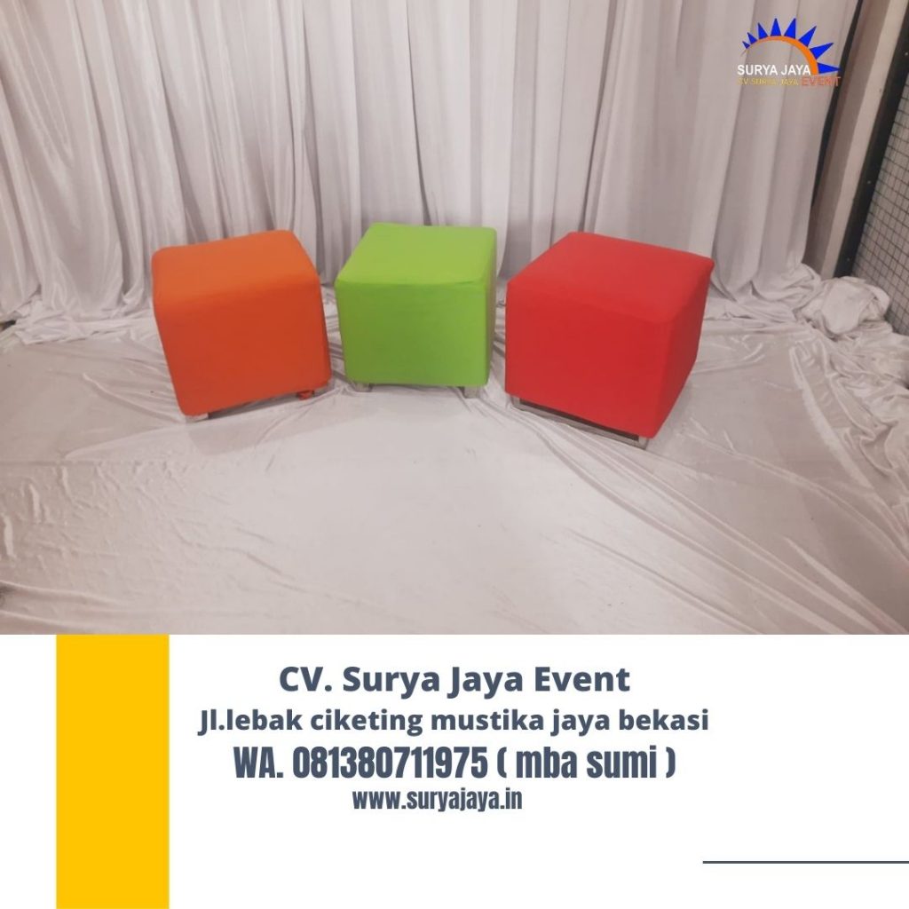 Rental Puff Chairs Kotak Warna-Warni Di Jakarta Layanan 24 Jam