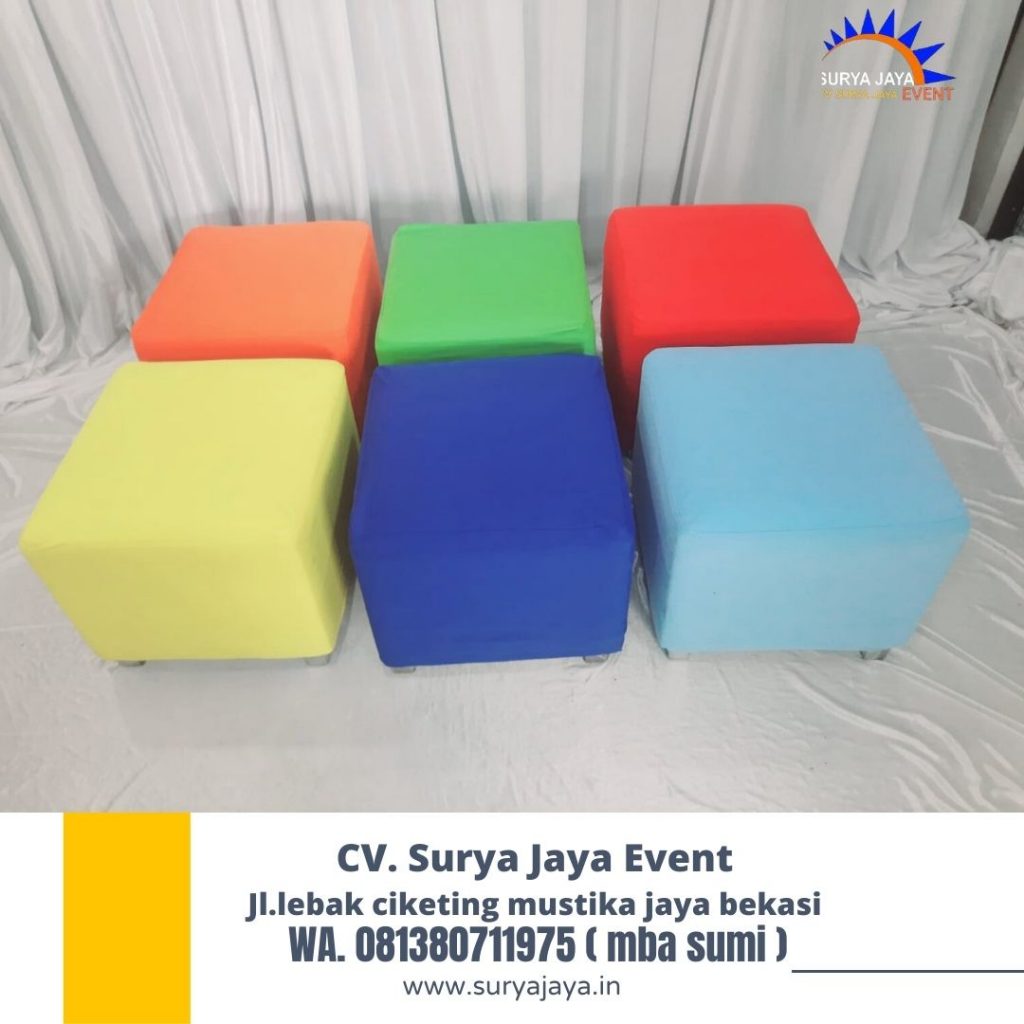 Rental Puff Chairs Kotak Warna-Warni Di Jakarta Layanan 24 Jam