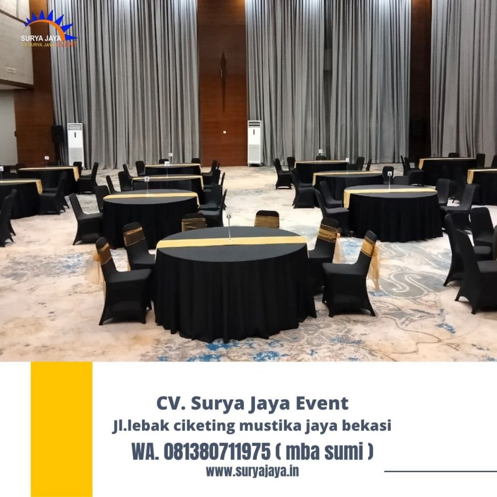 Sewa Meja Bulat Dan Kursi Futura Cover Hitam Event di Jakarta