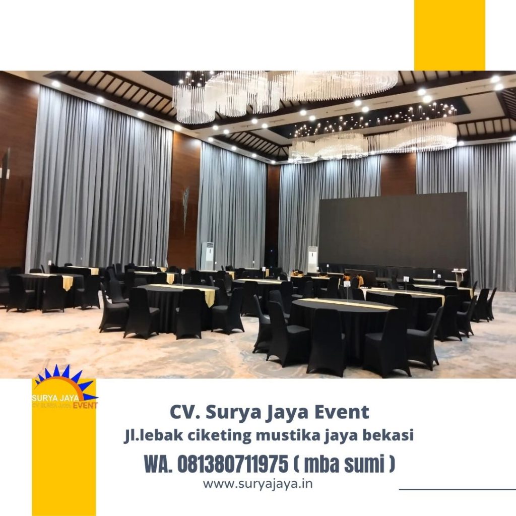Sewa Meja Bulat Dan Kursi Futura Cover Hitam Event di Jakarta