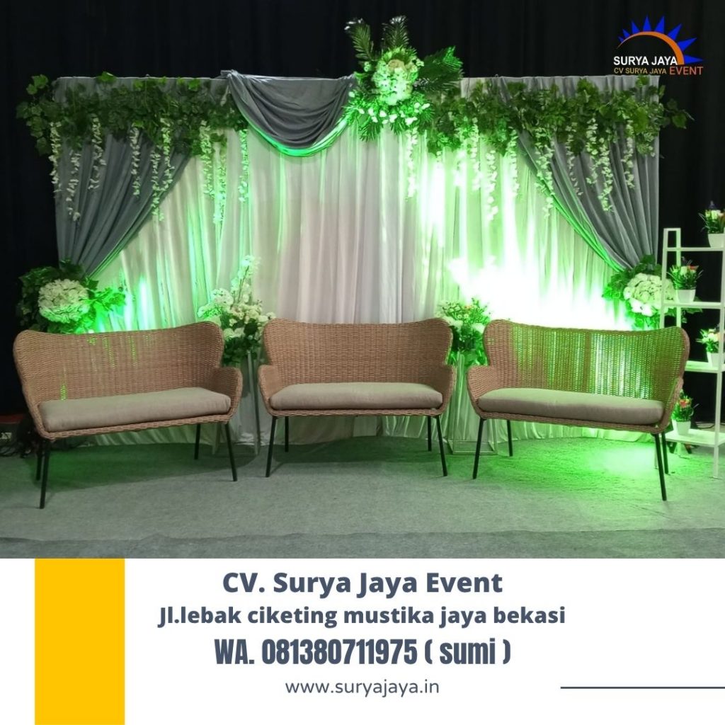 Rental Sofa Rotan Dan Meja Retro Putih Jakarta