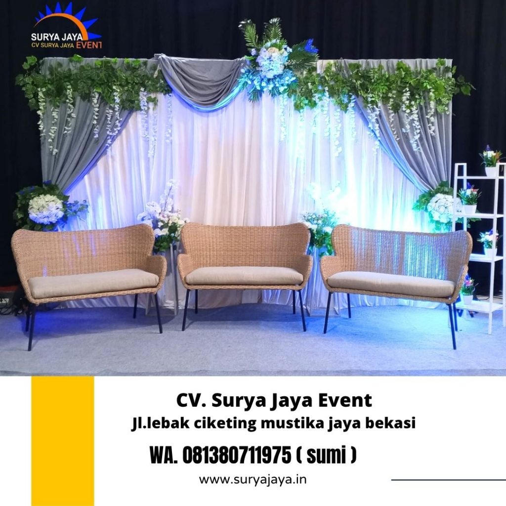 Rental Sofa Rotan Dan Meja Retro Putih Jakarta