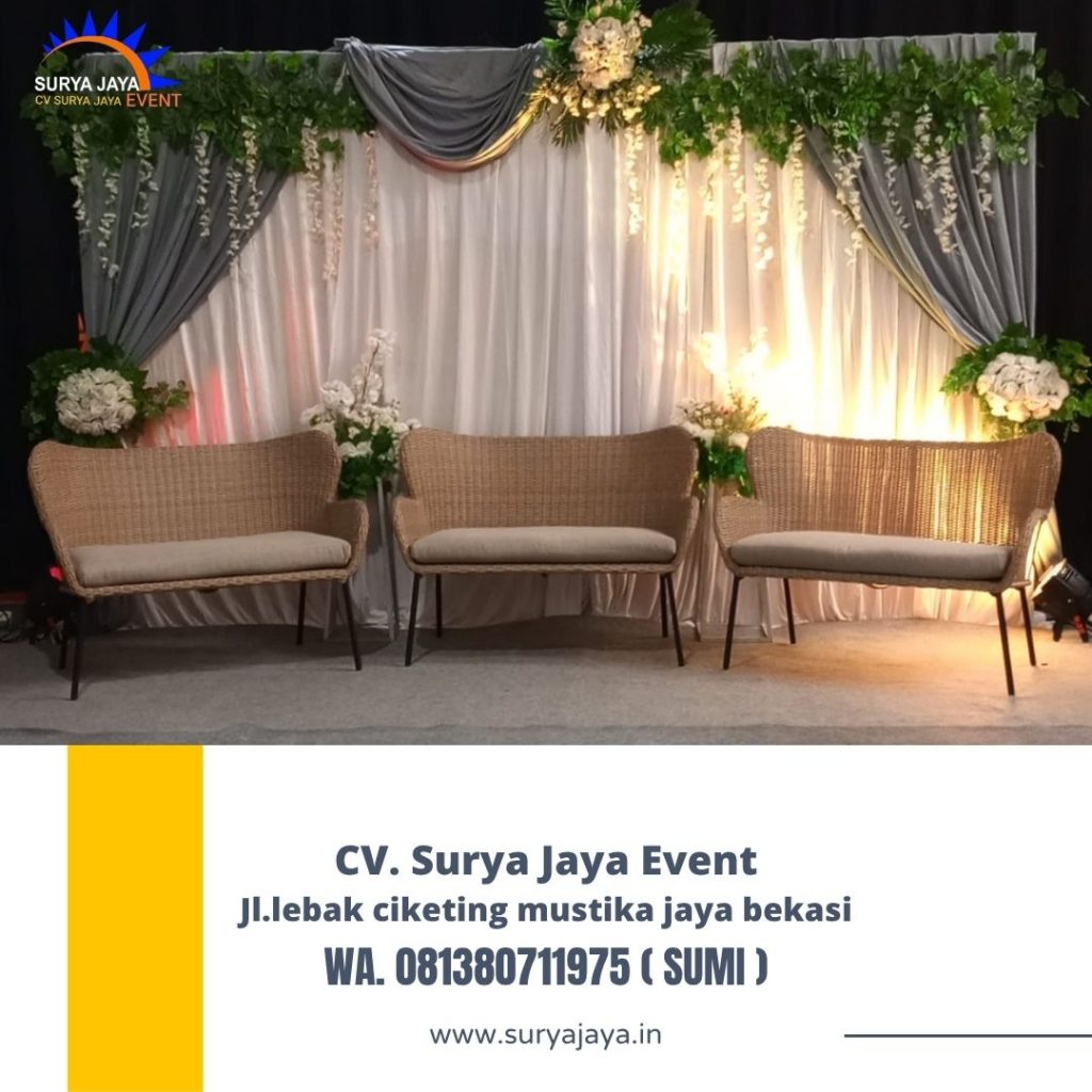 Rental Sofa Rotan Dan Meja Retro Putih Jakarta
