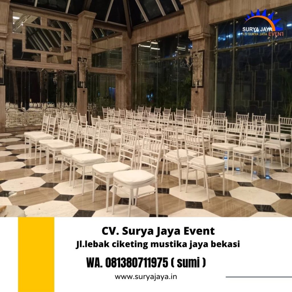 Sewa Kursi Type Tiffany Kayu Warna Putih Area Jakarta