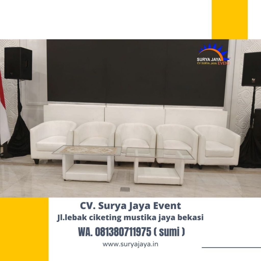 Rental Meja Kaca VIP,Sofa Oval Set Bersih Terawat Area Depok