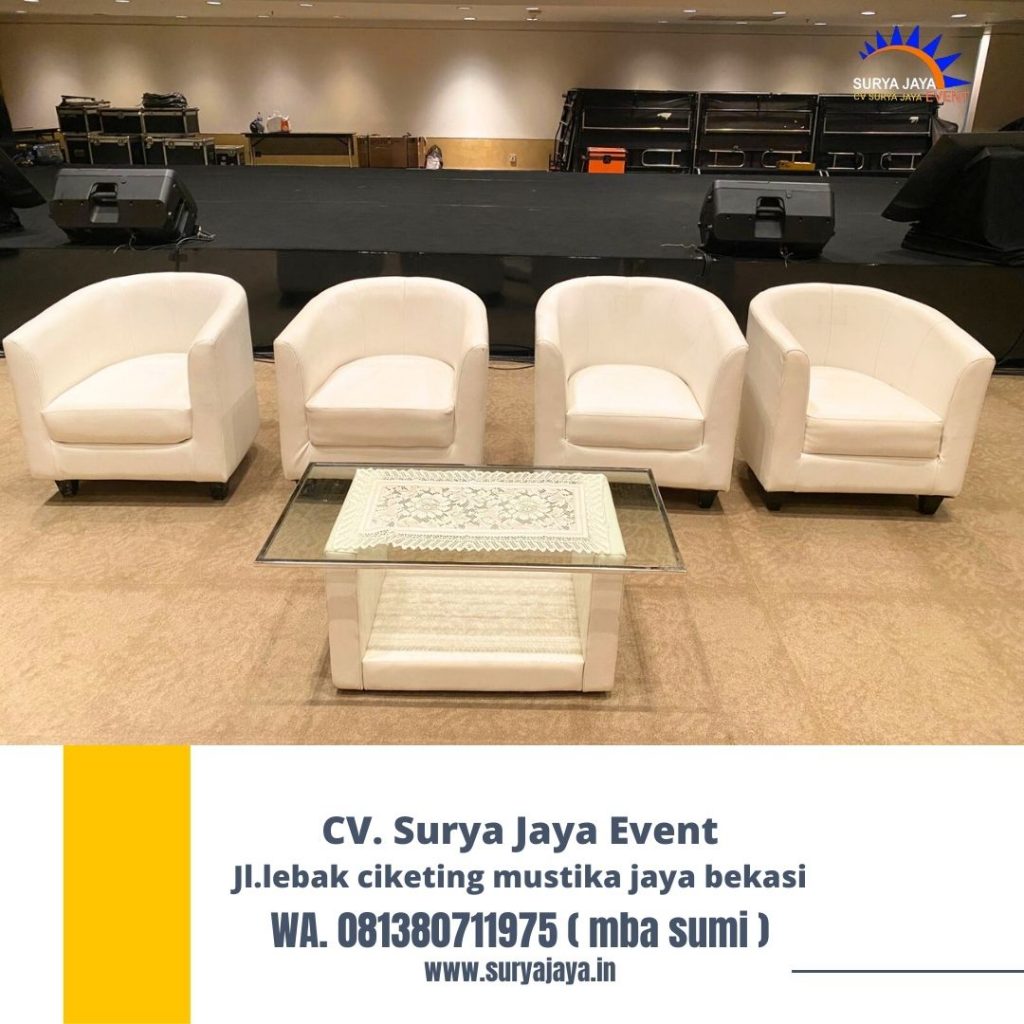 Rental Meja Kaca VIP,Sofa Oval Set Bersih Terawat Area Depok