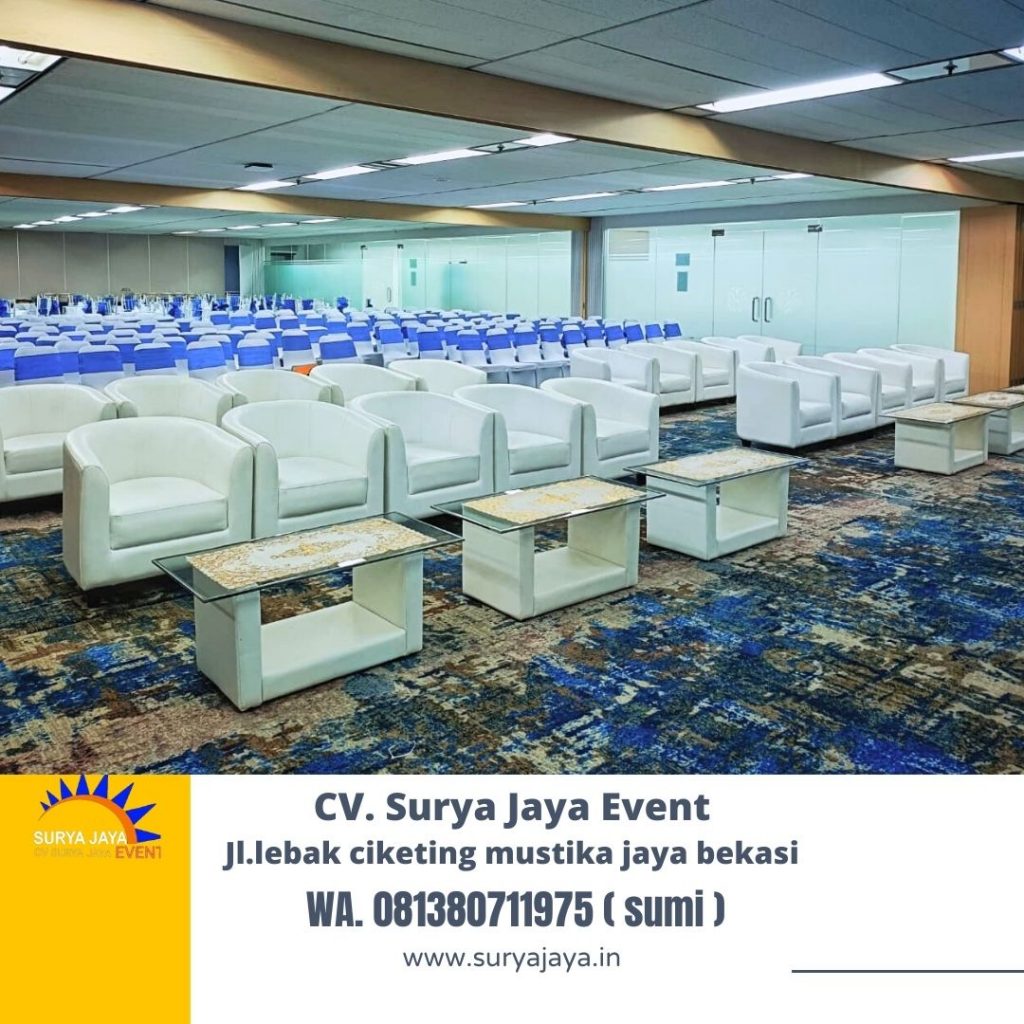 Rental Meja Kaca VIP,Sofa Oval Set Bersih Terawat Area Depok