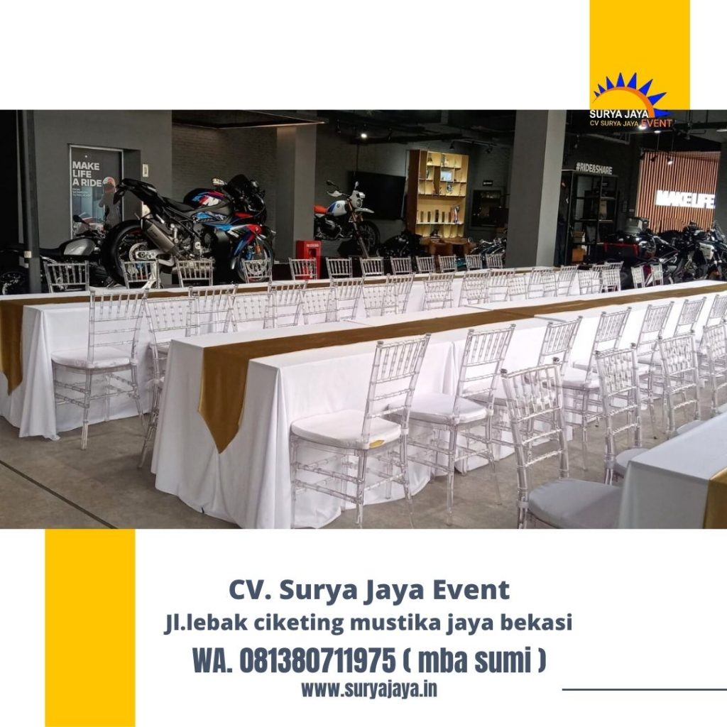 Sewa Kursi Tiffany Acrylic Dan Meja Kotak Taplak Putih Tebar Putih Jakarta