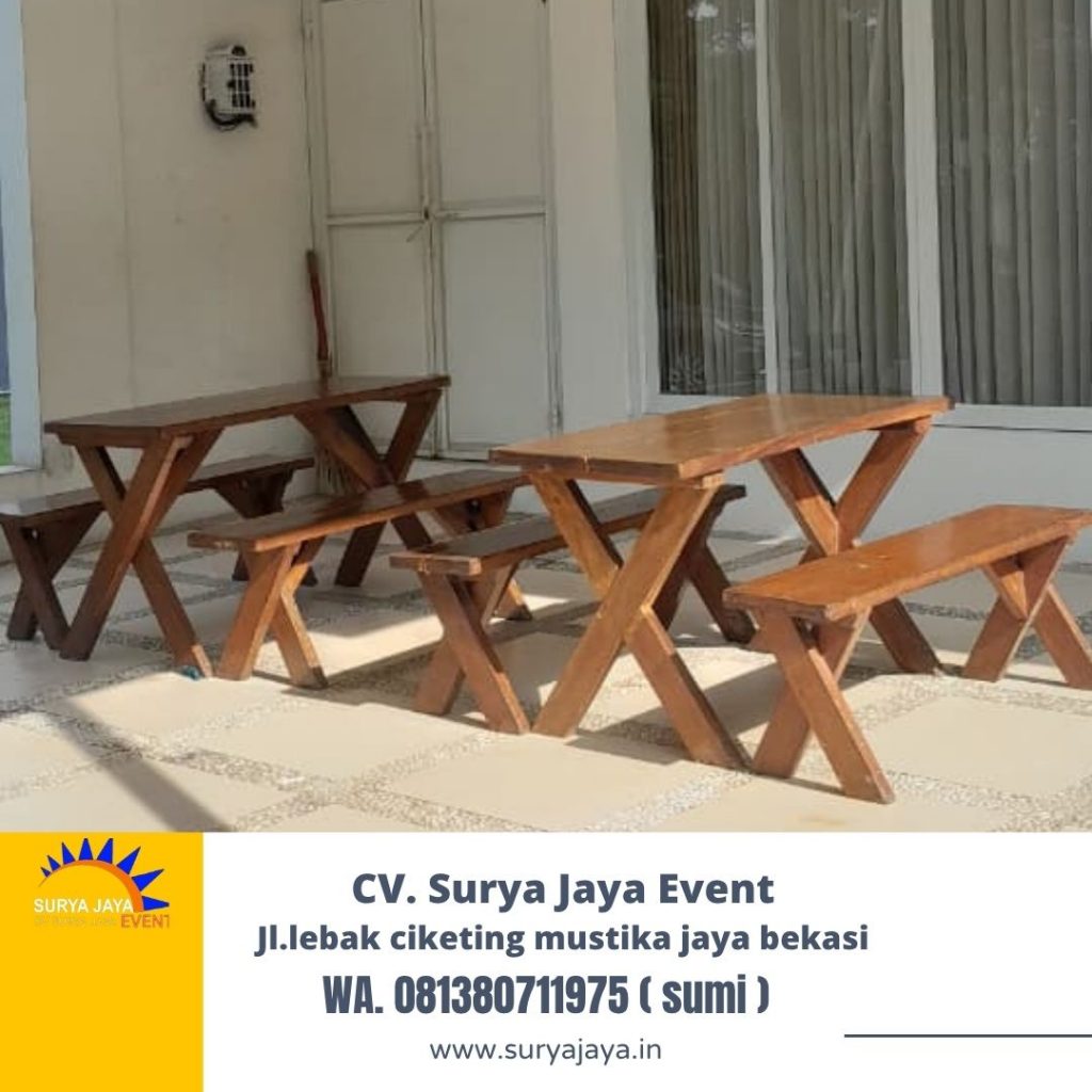 Sewa Meja Bangku Taman Kayu Kaki Silang Di Jakarta