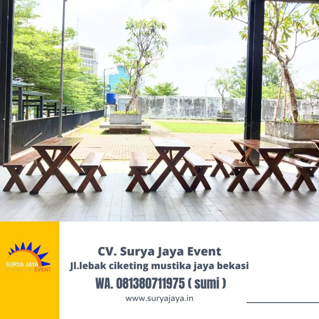 Sewa Meja Bangku Taman Kayu Kaki Silang Di Jakarta