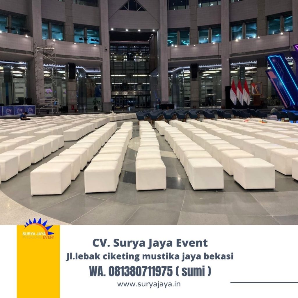 Sewa Puff Chair Kotak Putih Jakarta