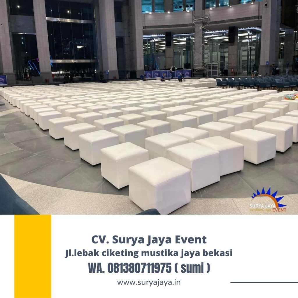 Sewa Puff Chair Kotak Putih Jakarta
