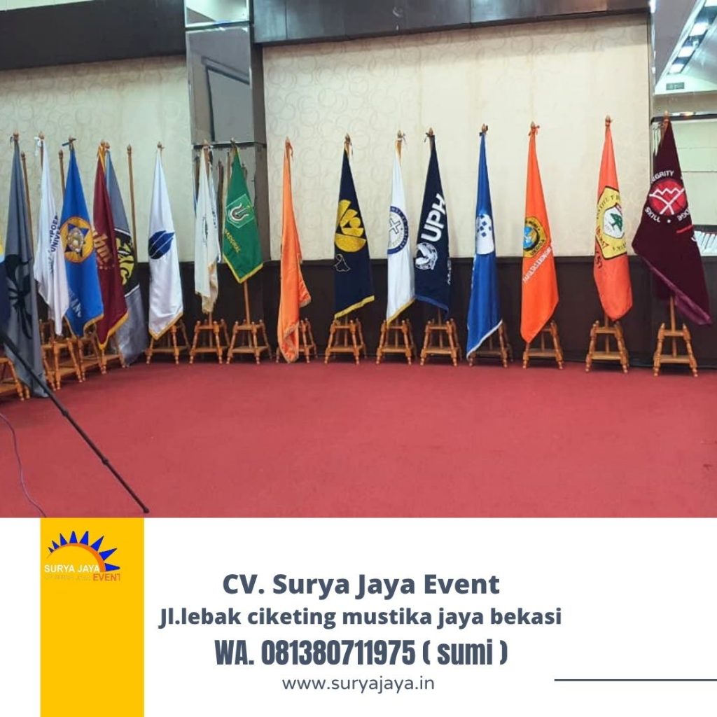 Sewa Tiang Bendera Kayu Event Universitas Bunda Mulia Di Jakarta Utara