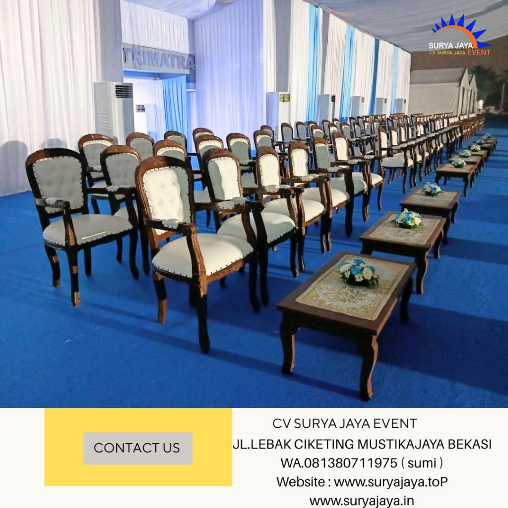 Rental Arm Chairs VIP Kayu Area Jakarta Layanan 24 Jam
