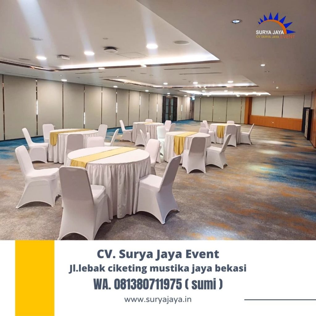 Sewa Round Table Dan Kursi Susun Cover Putih Area Jababeka