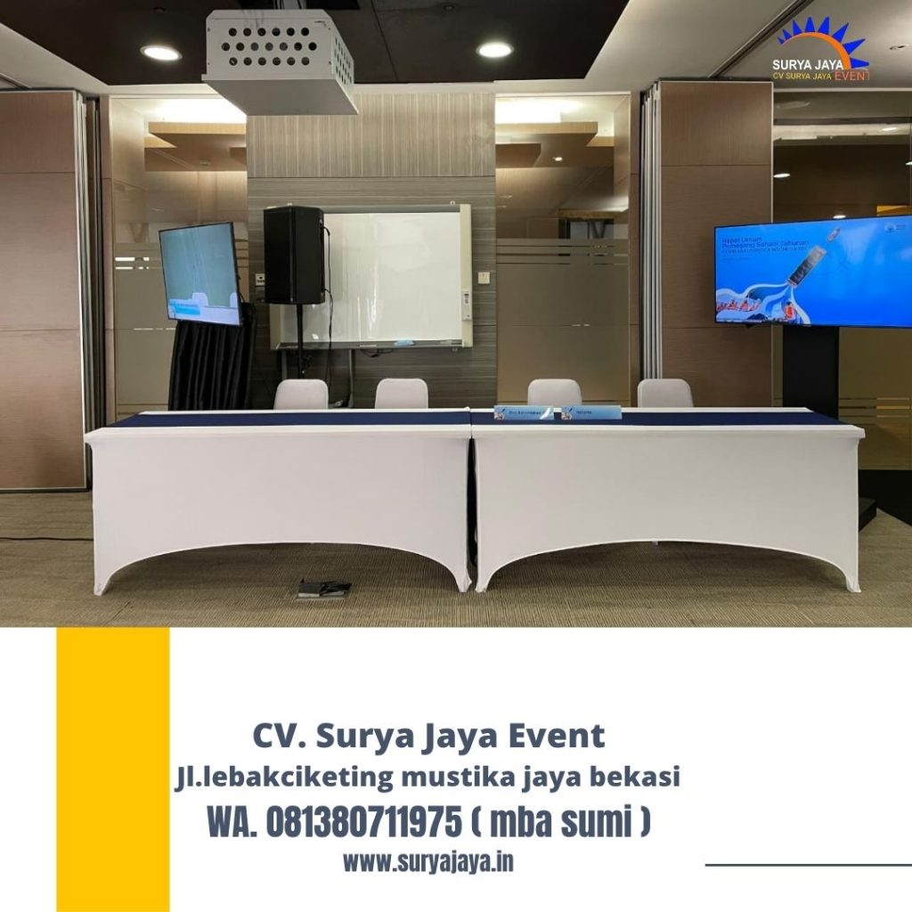 Sewa Kursi Futura Dan Meja Ibm Cover Putih Runner Biru Jakarta