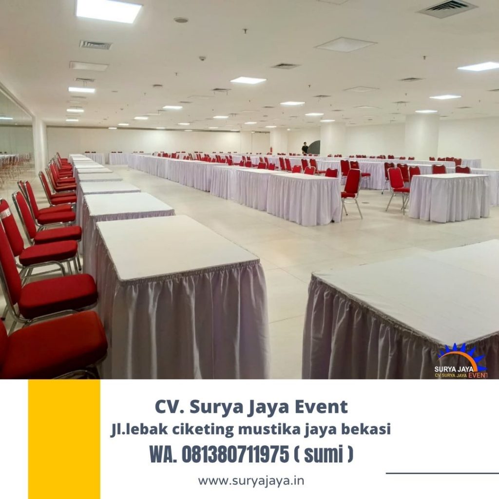 Sewa Meja Kotak Taplak Putih Dan Kursi Futura Polos Merah Di Jakarta