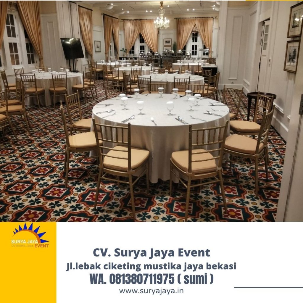 Rental gold tiffany chairs Jakarta