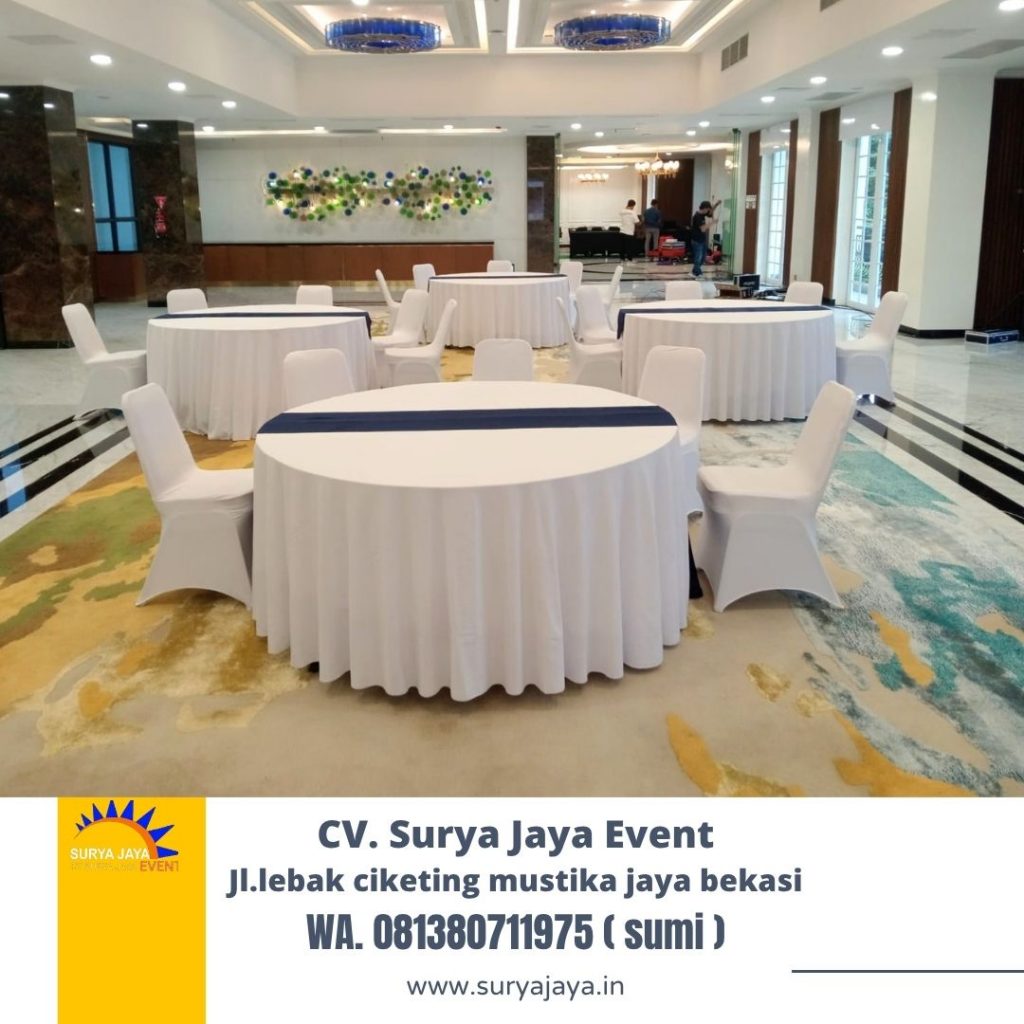 Sewa Meja Bulat Dan Kursi Futura Cover Putih Event Briliant Club Jakarta Selatan